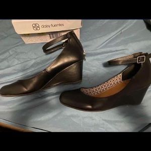 Daisy Fuentes Wedges